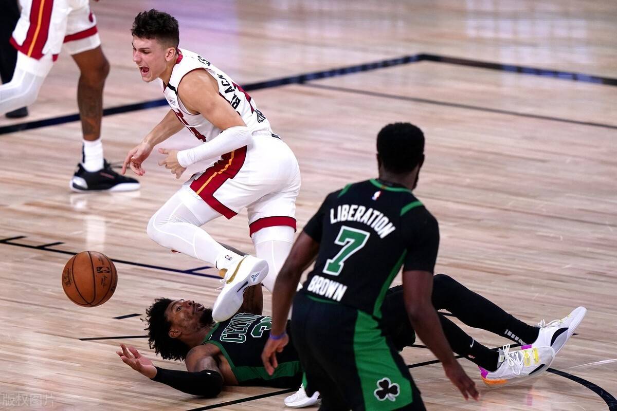 包含今晨体能课后，波士顿凯尔特人手感冰凉备战法国杯，目标明确，资深球员宣示担当的词条-爱游戏官网