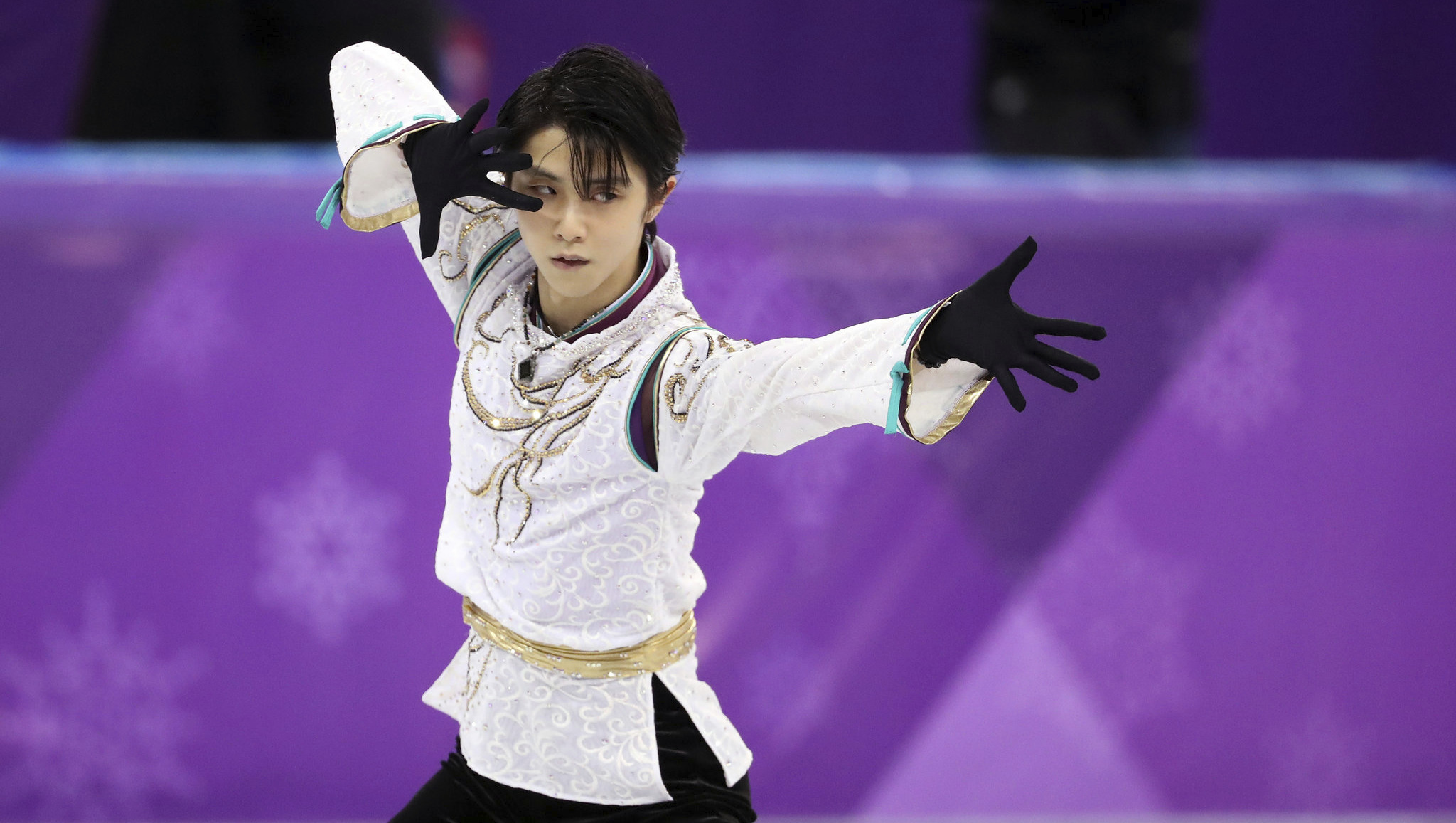 门兴格拉德巴赫训练开放日,国际比赛日调整名单引欢呼,全明星赛在即,更衣室氛围转暖-爱游戏官网